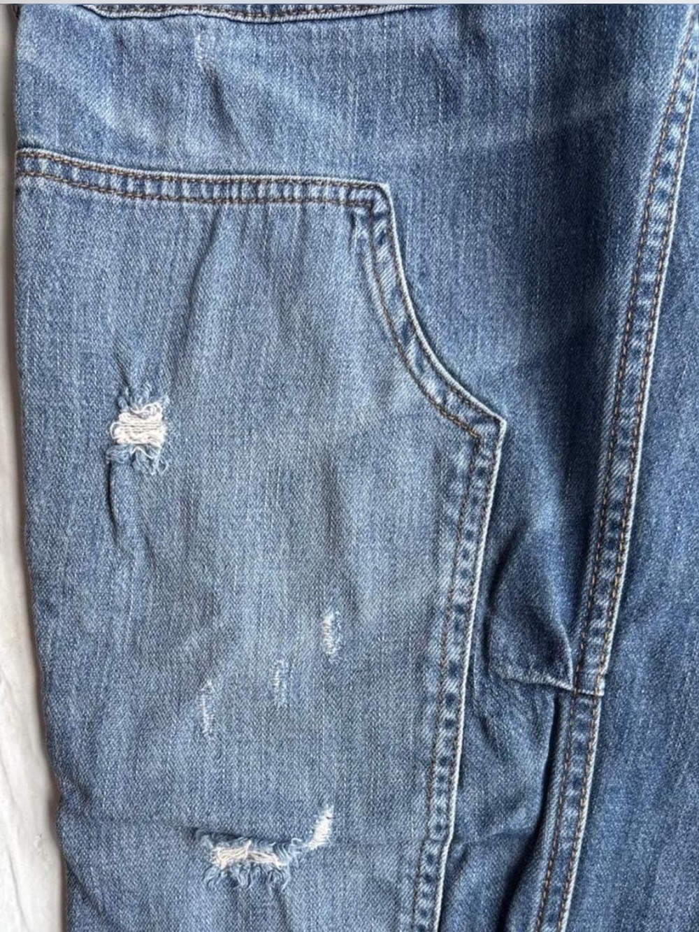 Anthropologie Pilcro Distressed Double Knee Patchwork Utility Jeans 27 EUC - Picture 4 of 5